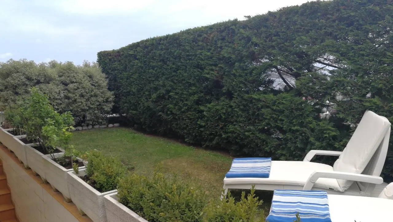 Apartamento Apto. Mundaka en vivienda- 1 linea de costa- Parking-Wifi.