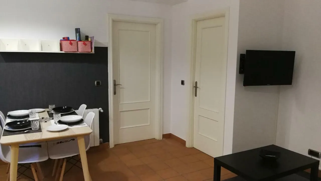 Apto. Mundaka en vivienda- 1 linea de costa- Parking-Wifi.
