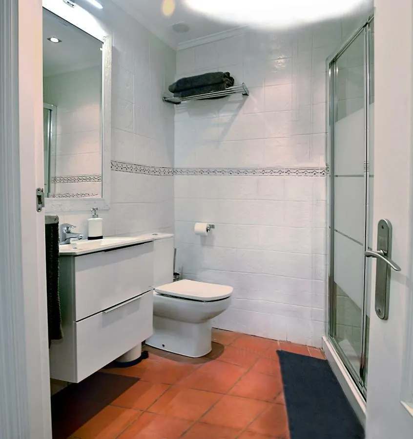 Apto. Mundaka en vivienda- 1 linea de costa- Parking-Wifi. Apartamento
