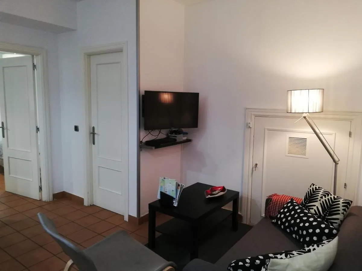 Apto. Mundaka en vivienda- 1 linea de costa- Parking-Wifi. 0*,
